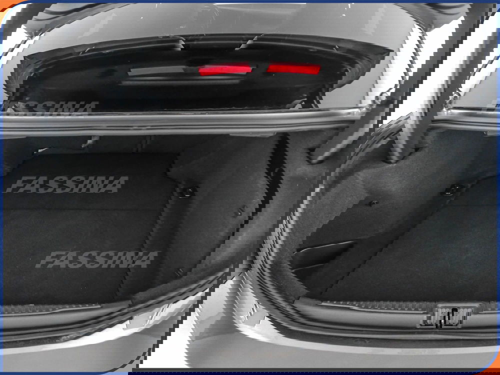 Alfa Romeo Giulia usata a Milano (11)