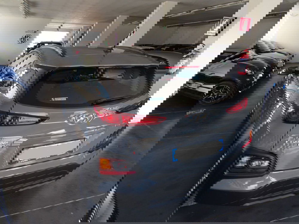 Hyundai Kona usata a Lucca (3)