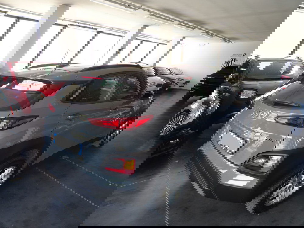 Hyundai Kona usata a Lucca (5)