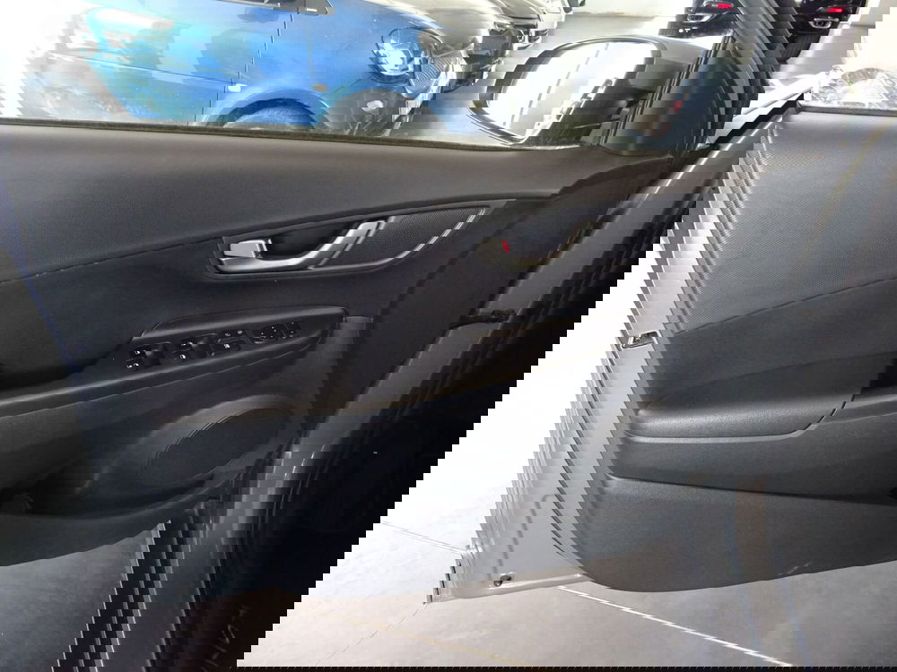 Hyundai Kona usata a Lucca (9)