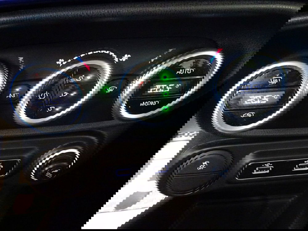 Fiat 500L usata a Lucca (12)