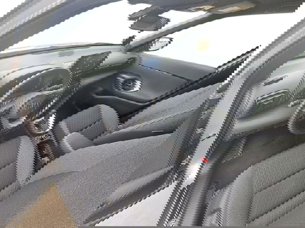 Toyota Yaris Cross usata a Cagliari (11)