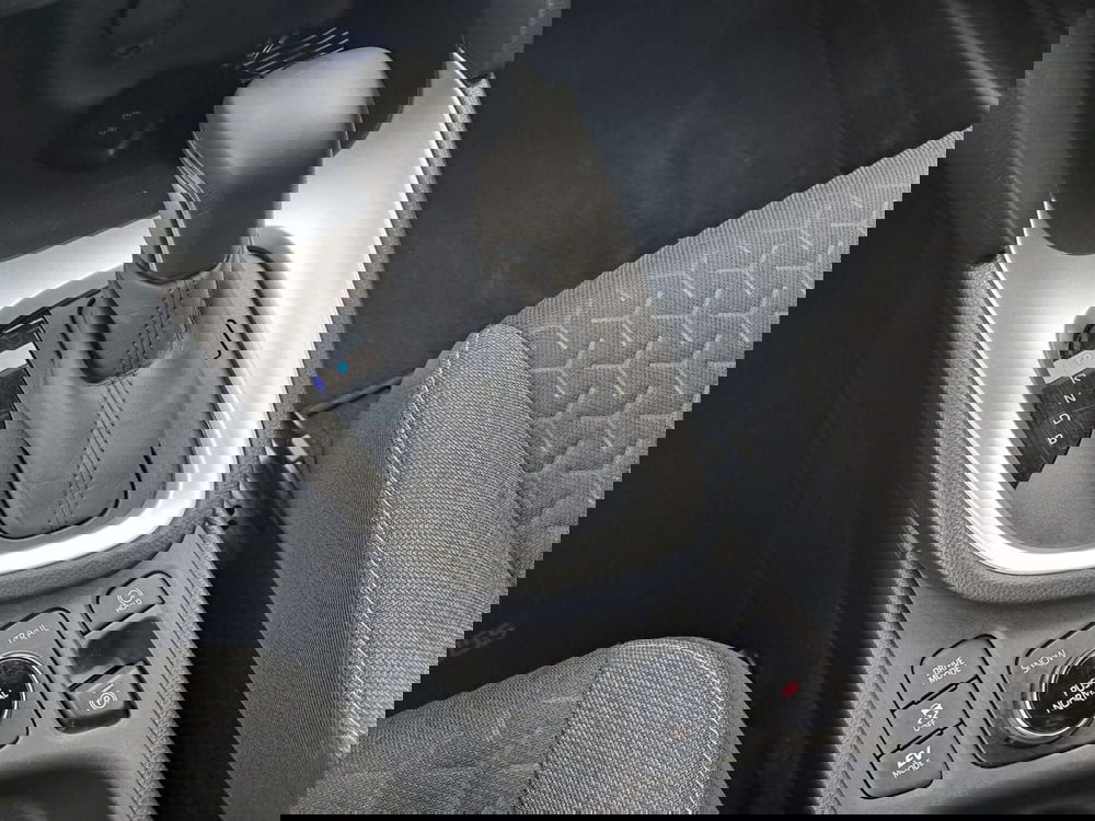 Toyota Yaris Cross usata a Cagliari (19)