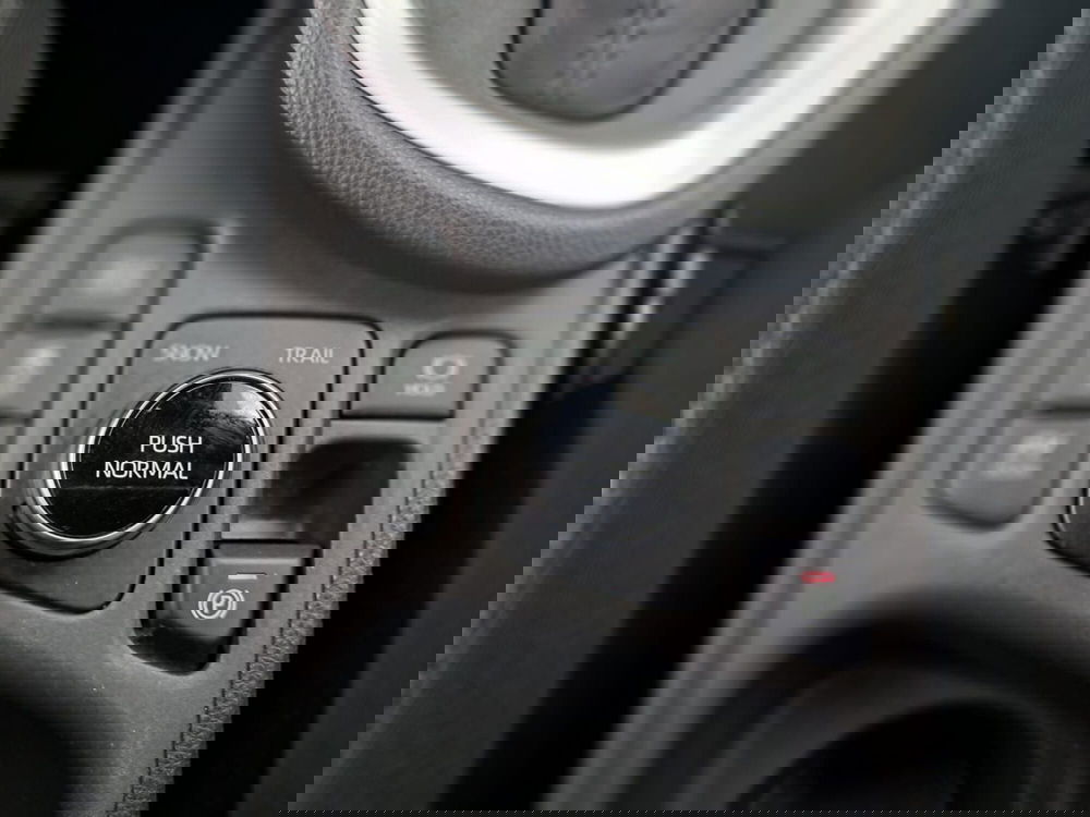 Toyota Yaris Cross usata a Cagliari (20)