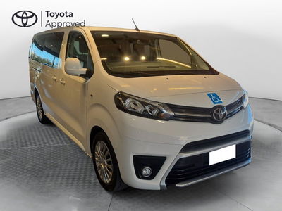 Toyota Proace Verso Verso 2.0D 140 CV L2 D Lounge del 2021 usata a Cagliari