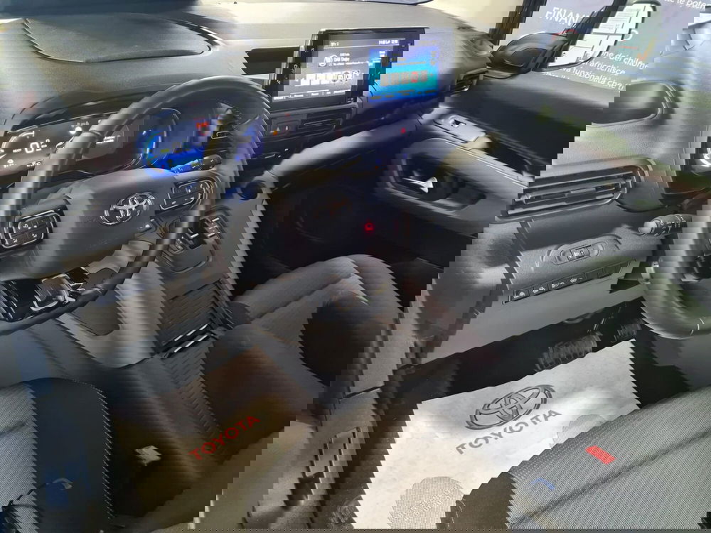 Toyota Proace City Verso Electric usata a Cagliari (11)