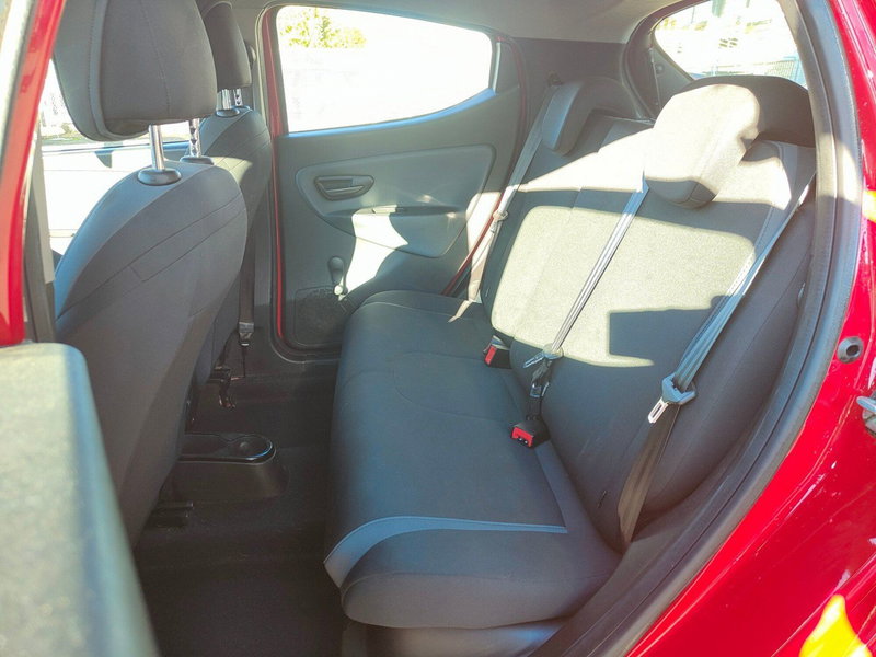 Lancia Ypsilon usata a Torino (13)