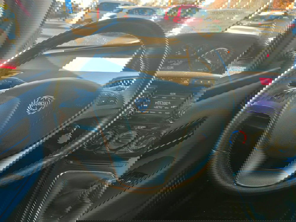 Lancia Ypsilon usata a Torino (14)