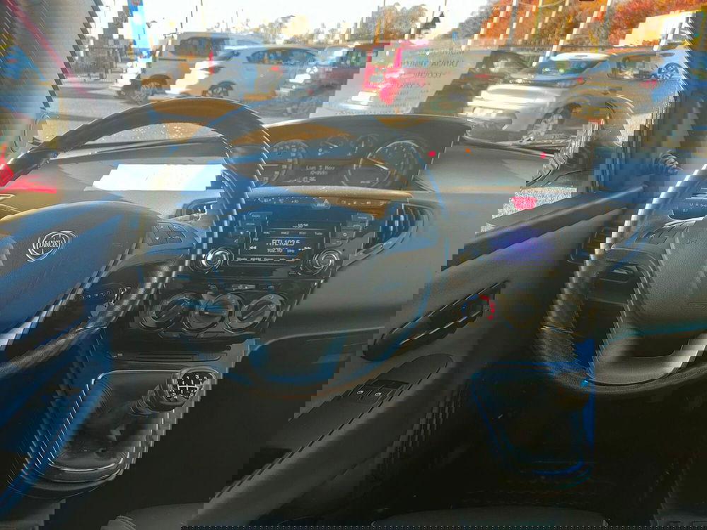 Lancia Ypsilon usata a Torino (15)