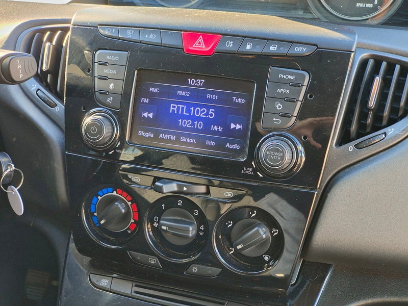 Lancia Ypsilon usata a Torino (20)