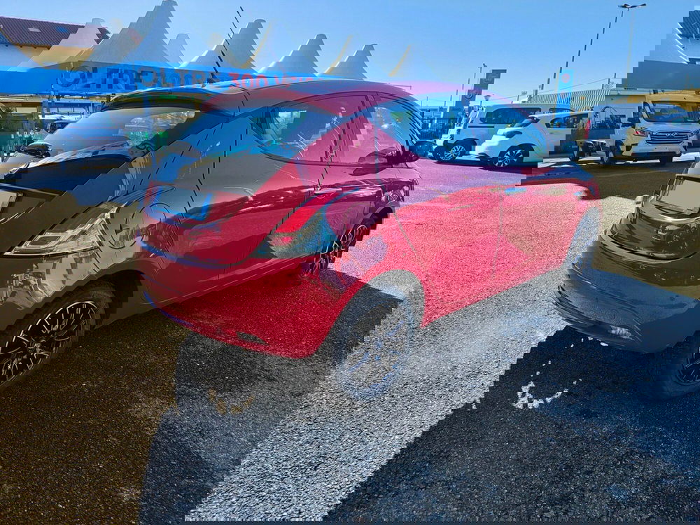 Lancia Ypsilon usata a Torino (5)