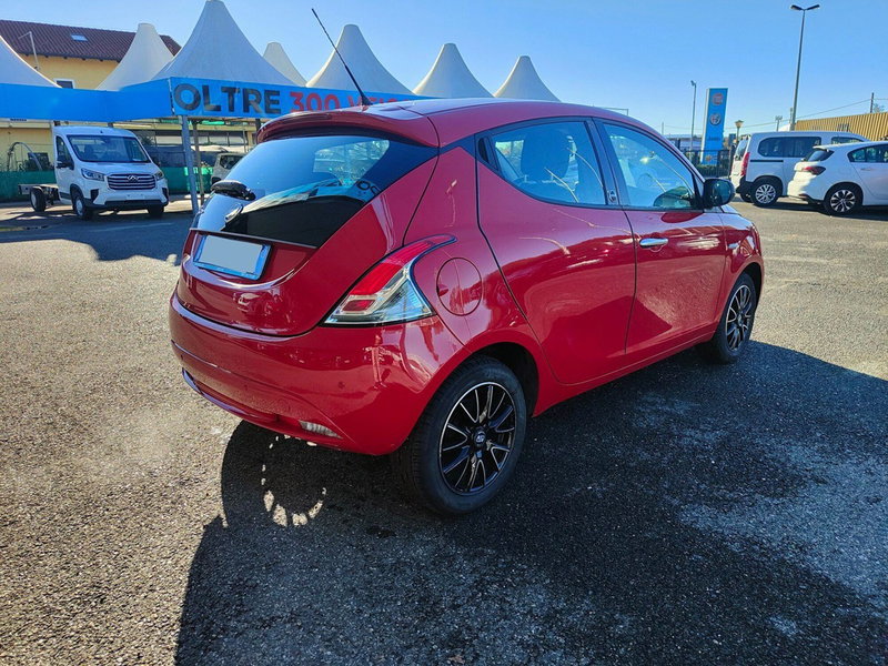 Lancia Ypsilon usata a Torino (5)