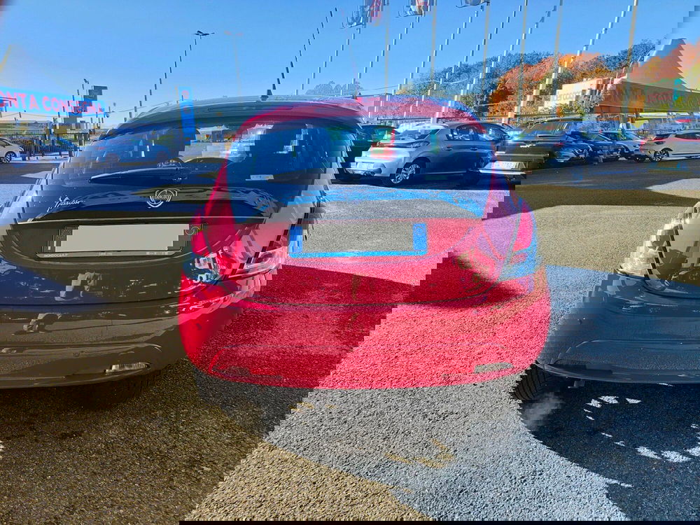 Lancia Ypsilon usata a Torino (6)