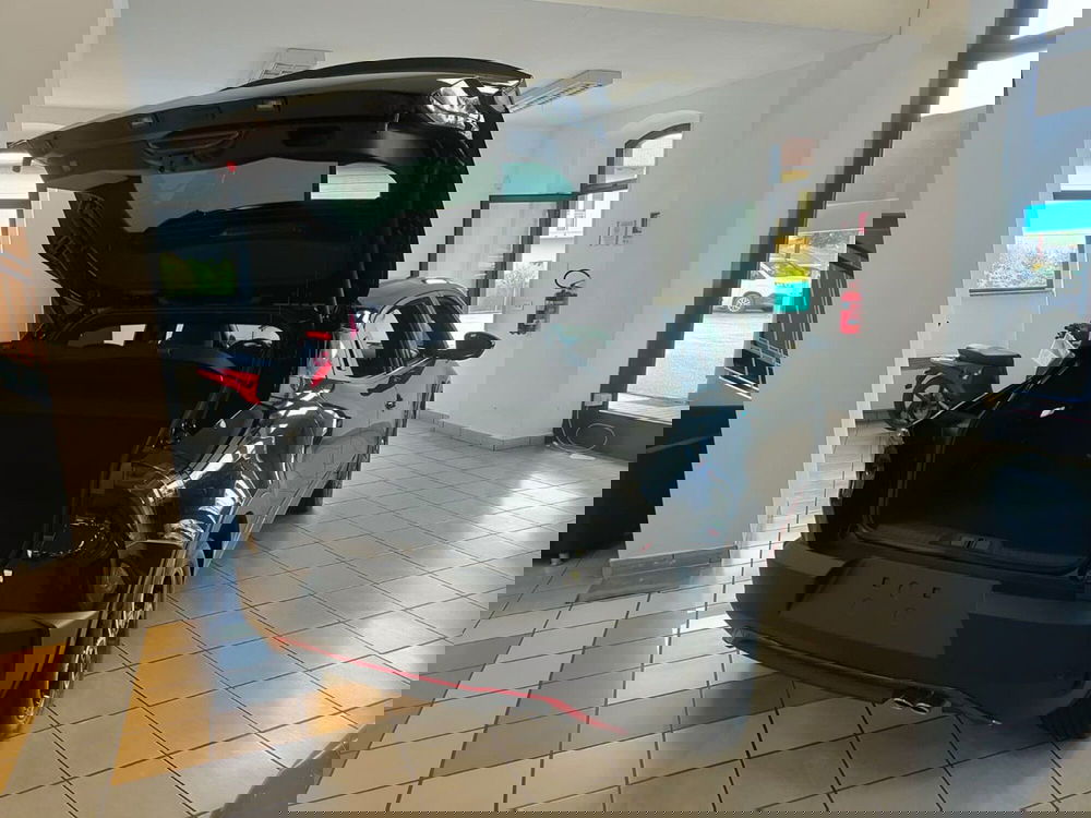 Alfa Romeo Junior nuova a Torino (10)