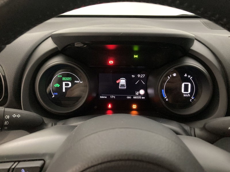 Toyota Yaris usata a Barletta-Andria-Trani (13)