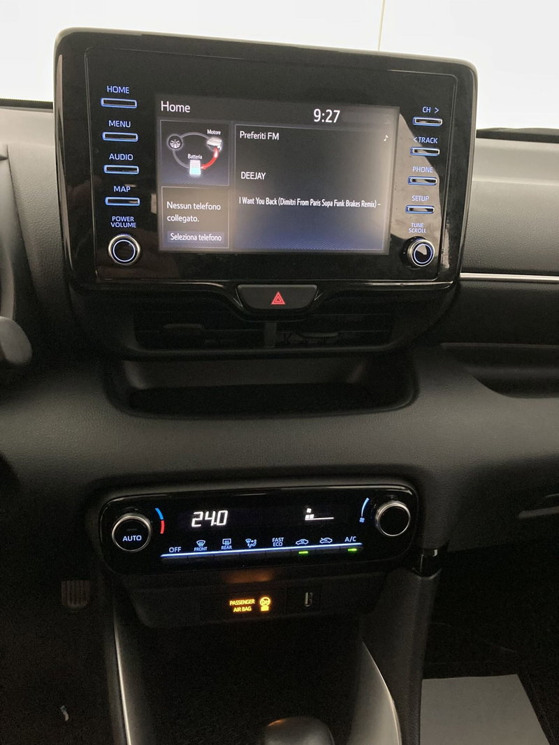 Toyota Yaris usata a Barletta-Andria-Trani (14)