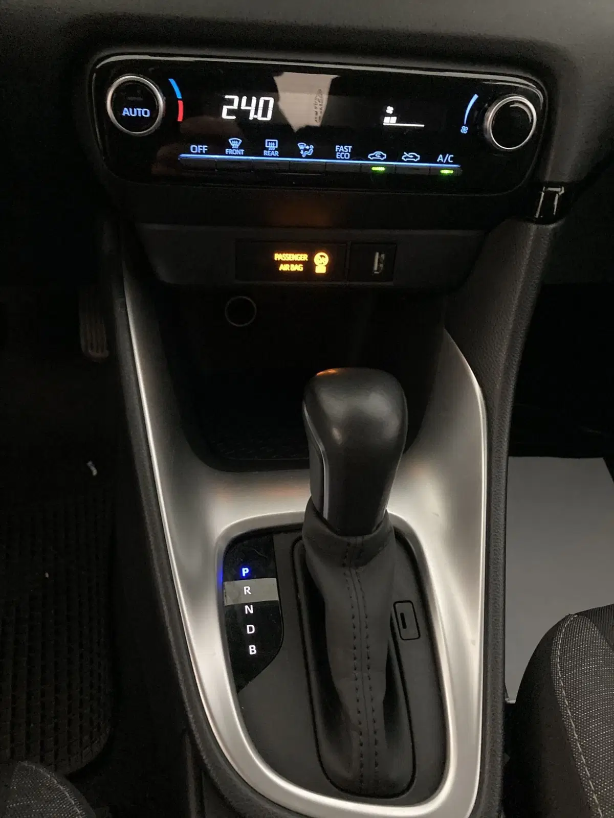 Toyota Yaris usata a Barletta-Andria-Trani (15)