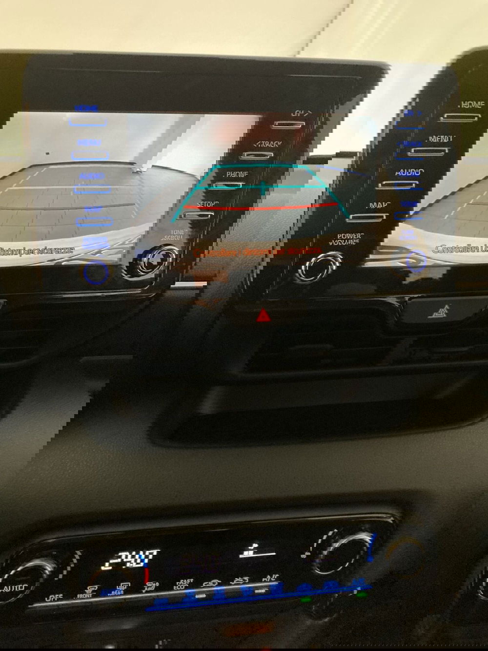 Toyota Yaris usata a Barletta-Andria-Trani (16)