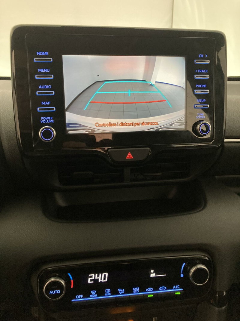 Toyota Yaris usata a Barletta-Andria-Trani (16)