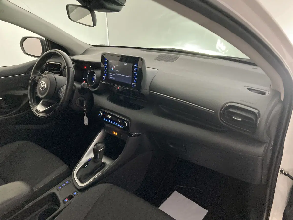 Toyota Yaris usata a Barletta-Andria-Trani (18)