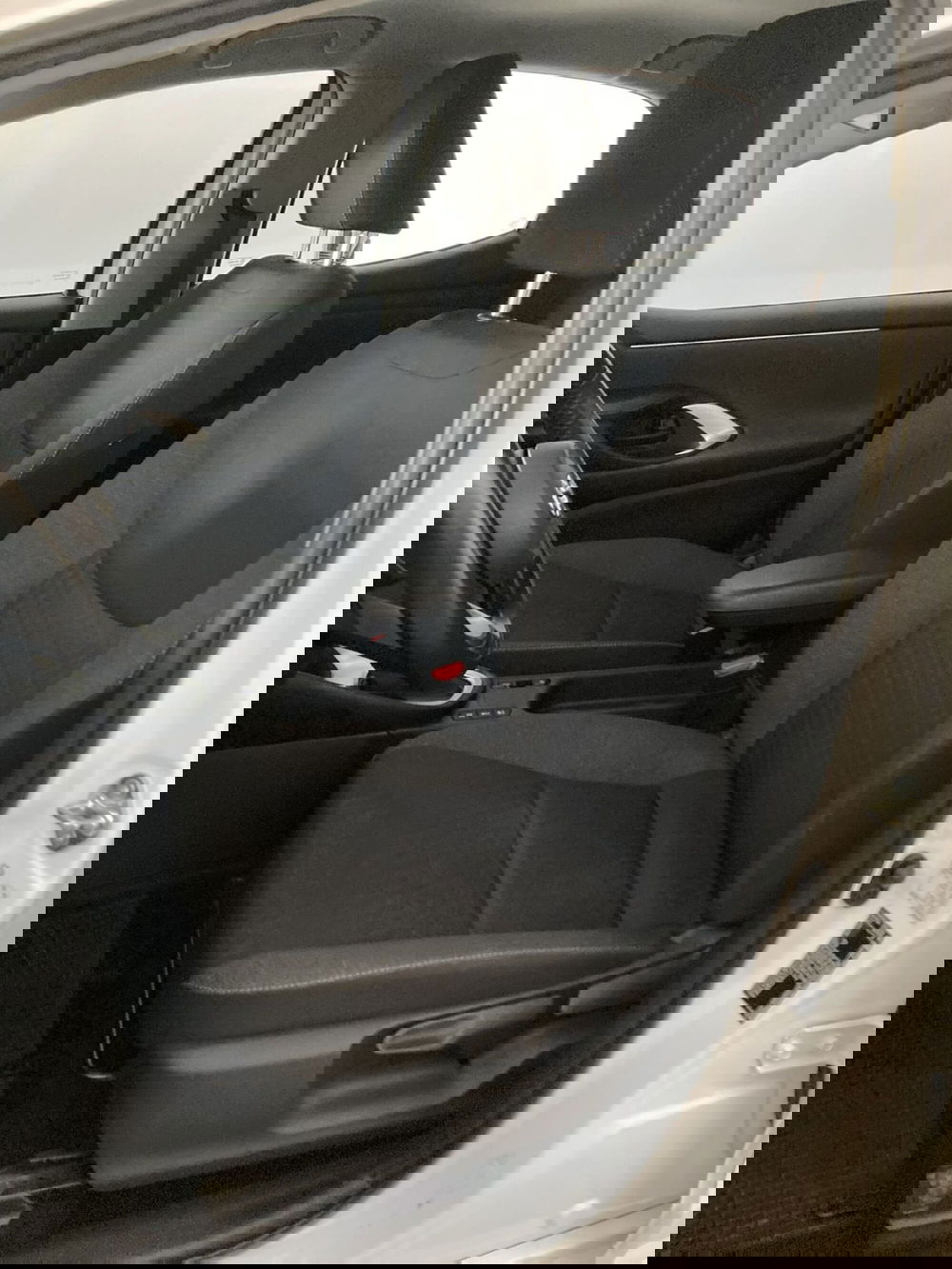 Toyota Yaris usata a Barletta-Andria-Trani (9)