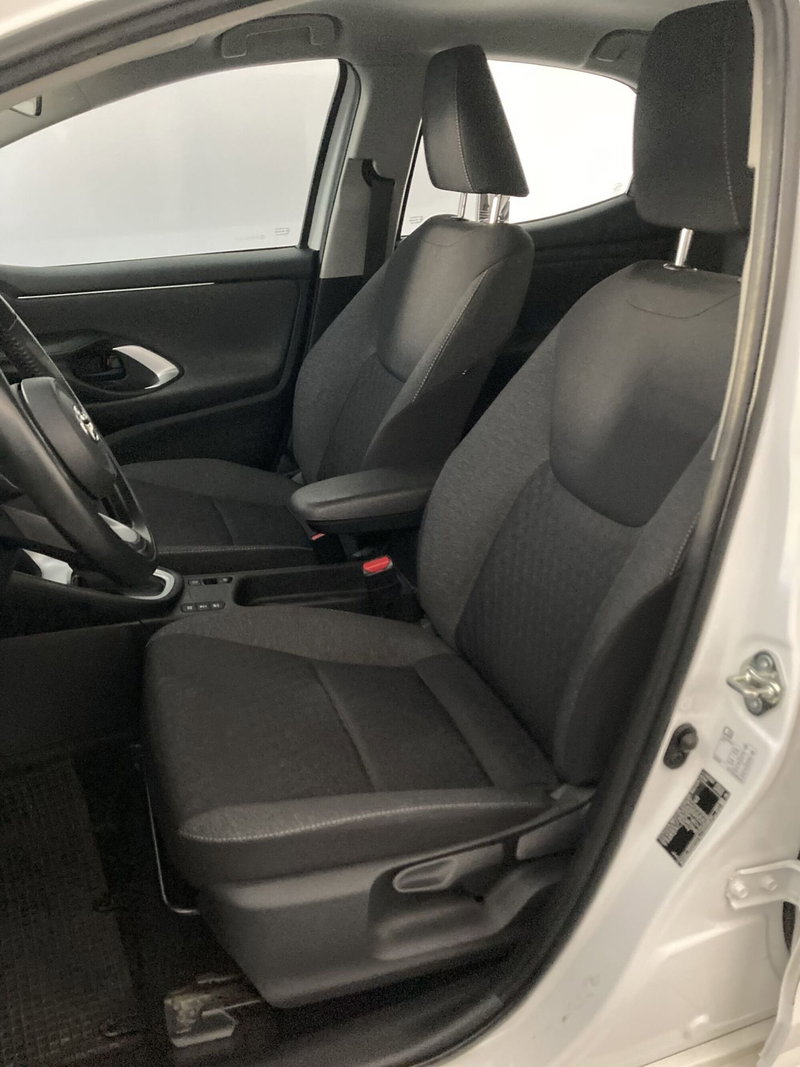 Toyota Yaris usata a Barletta-Andria-Trani (9)