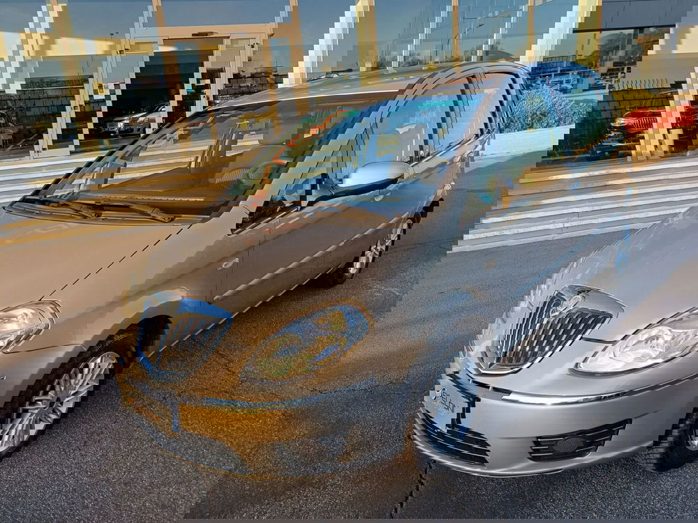 Lancia Musa usata a Modena (2)