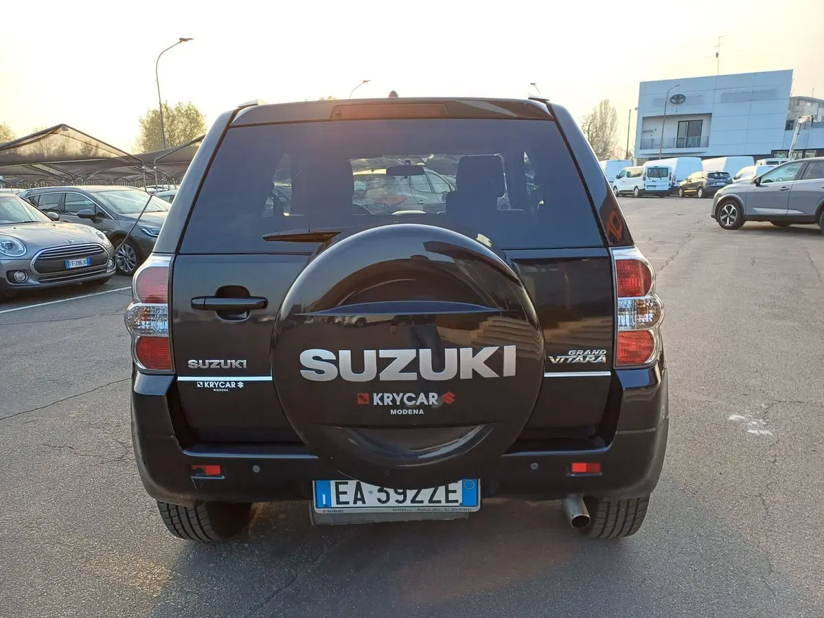 Suzuki Grand Vitara usata a Modena (4)
