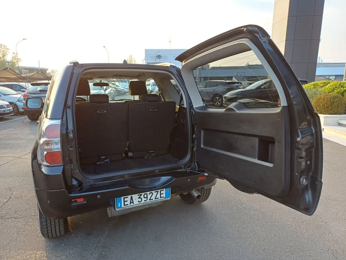 Suzuki Grand Vitara usata a Modena (5)