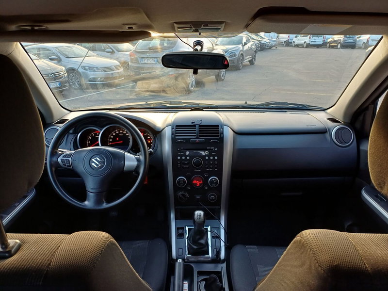 Suzuki Grand Vitara usata a Modena (6)