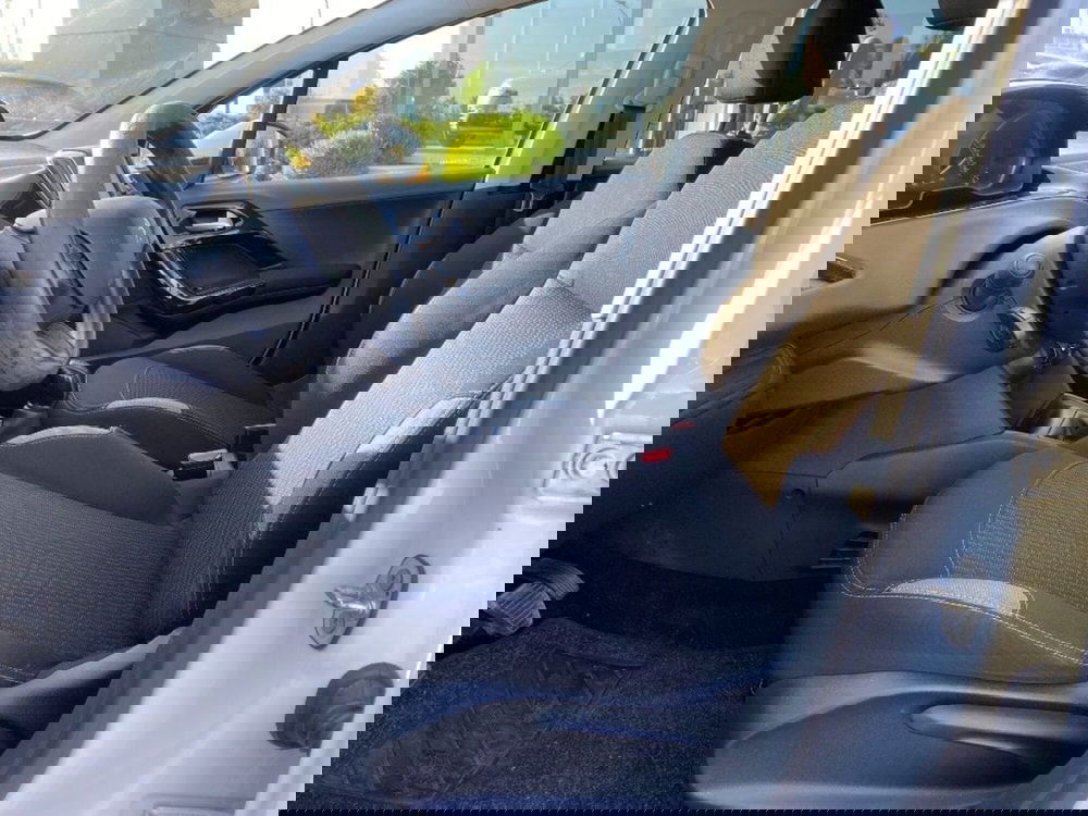 Peugeot 208 usata a Modena (10)