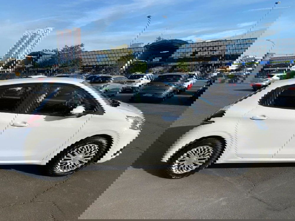 Peugeot 208 usata a Modena (4)