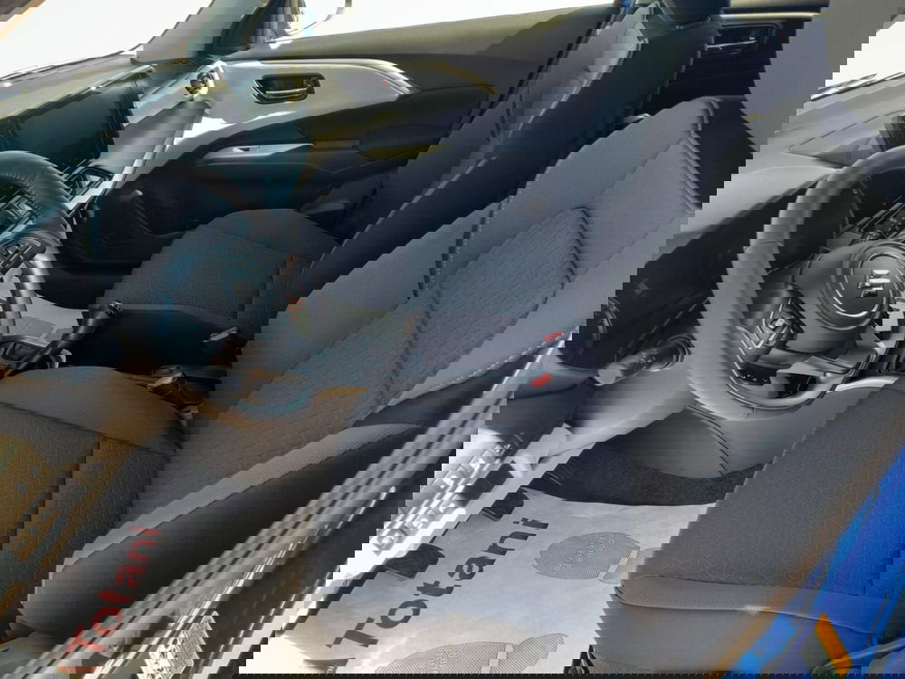 Suzuki Swift nuova a L'Aquila (8)