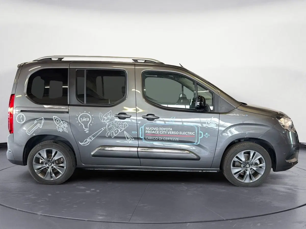 Toyota Proace City Verso Electric usata a Reggio Calabria (4)