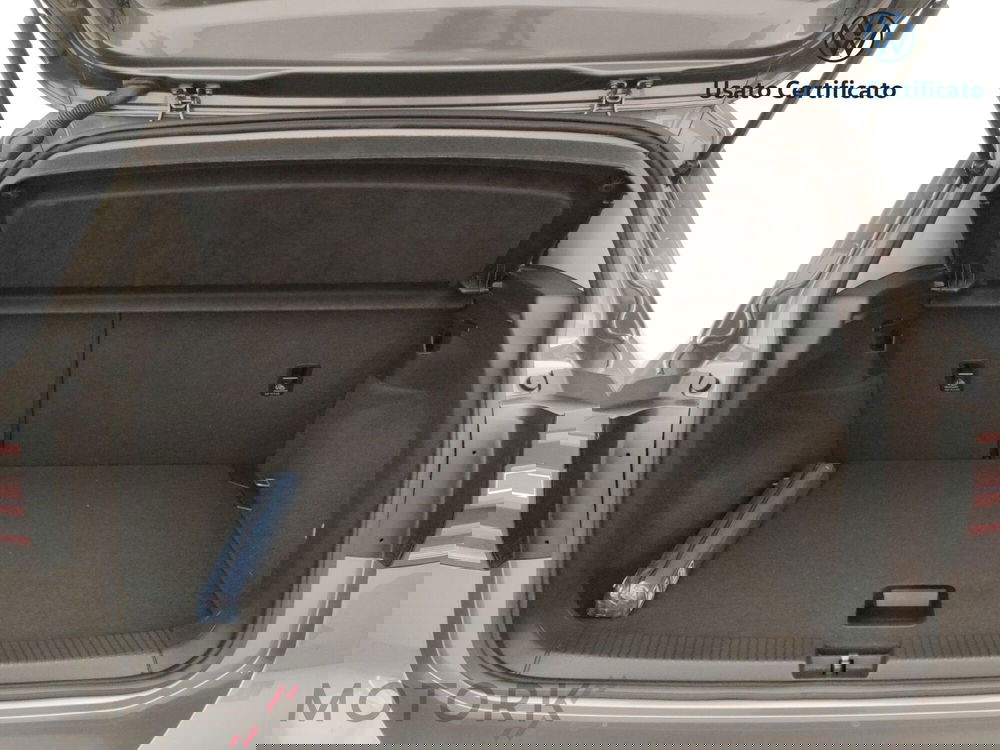 Volkswagen T-Cross usata a Varese (10)