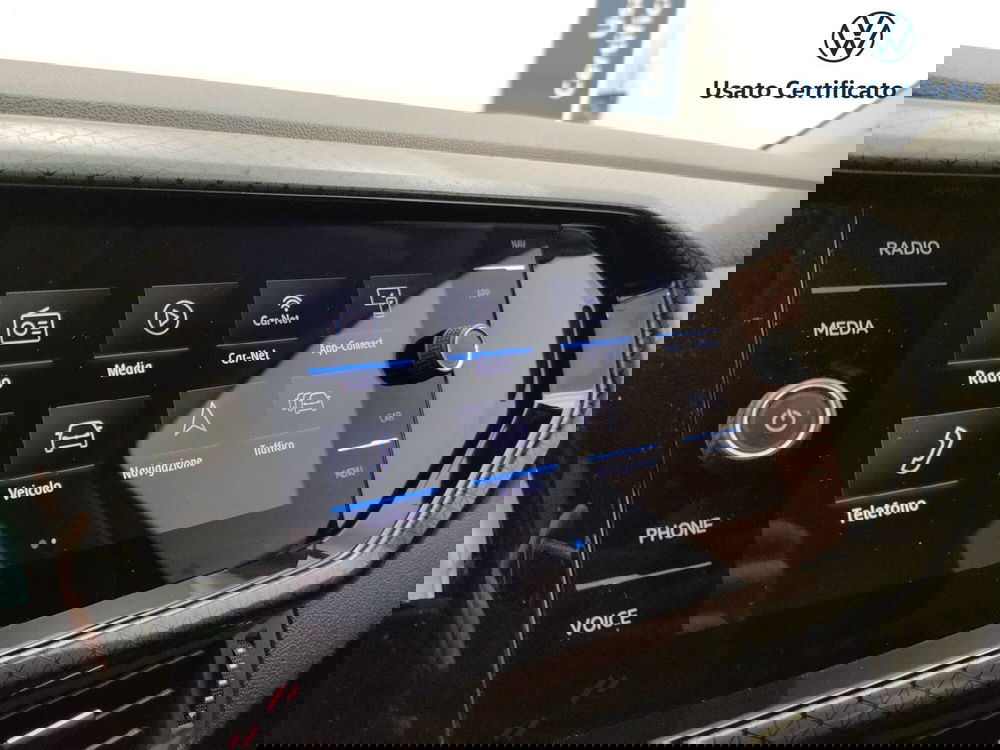 Volkswagen T-Cross usata a Varese (15)