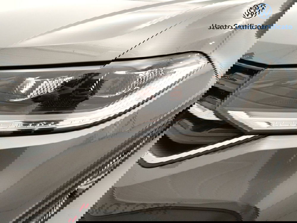 Volkswagen T-Cross usata a Varese (9)
