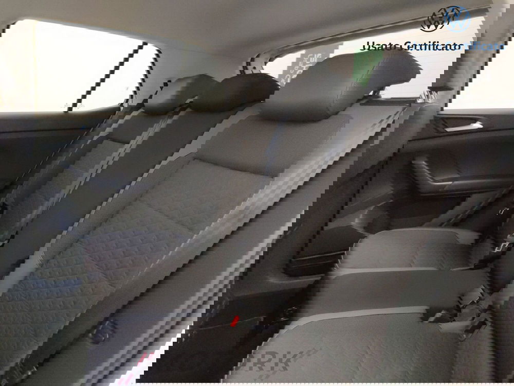 Volkswagen T-Cross usata a Varese (11)