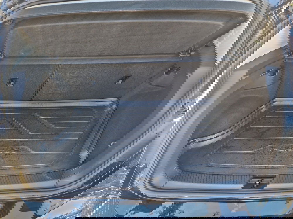 Volkswagen T-Cross usata a Siena (10)