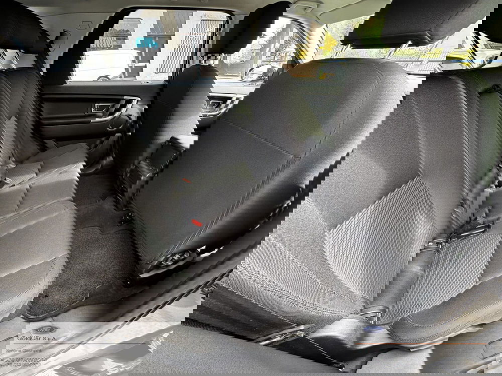 Land Rover Discovery Sport usata a Torino (11)