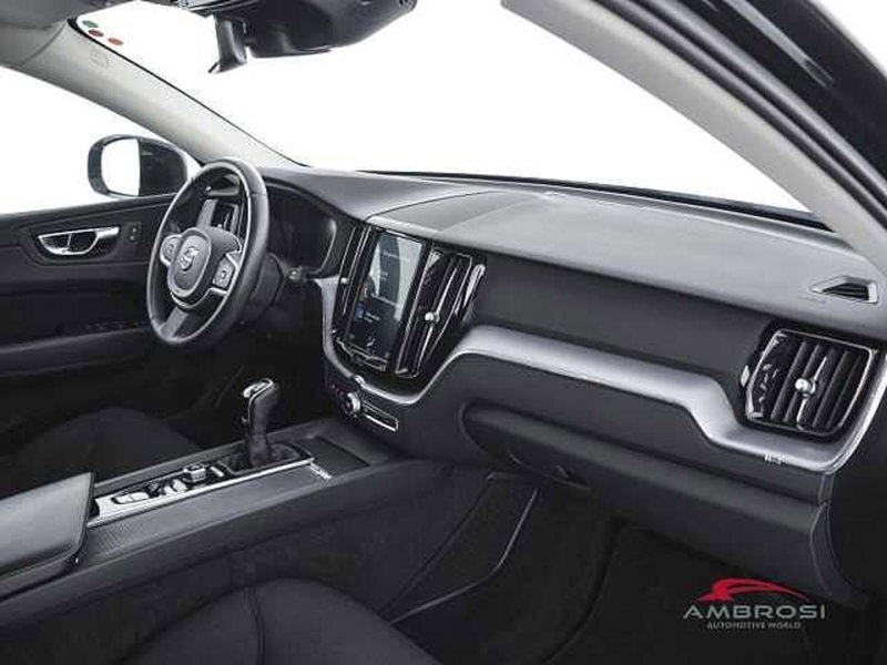 Volvo XC60 usata a Viterbo (12)