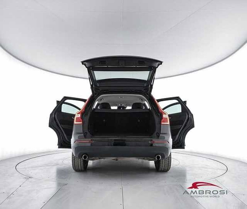 Volvo XC60 usata a Viterbo (7)