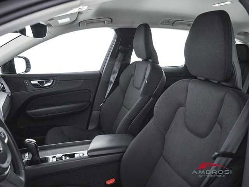 Volvo XC60 usata a Viterbo (9)