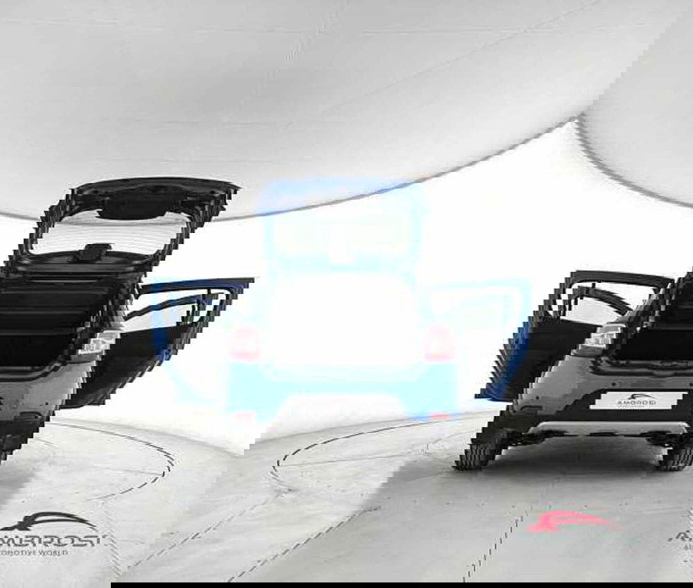 Dacia Sandero usata a Viterbo (7)