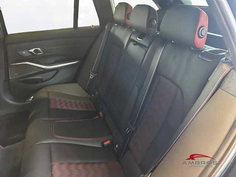 BMW Serie 3 Touring nuova a Viterbo (11)