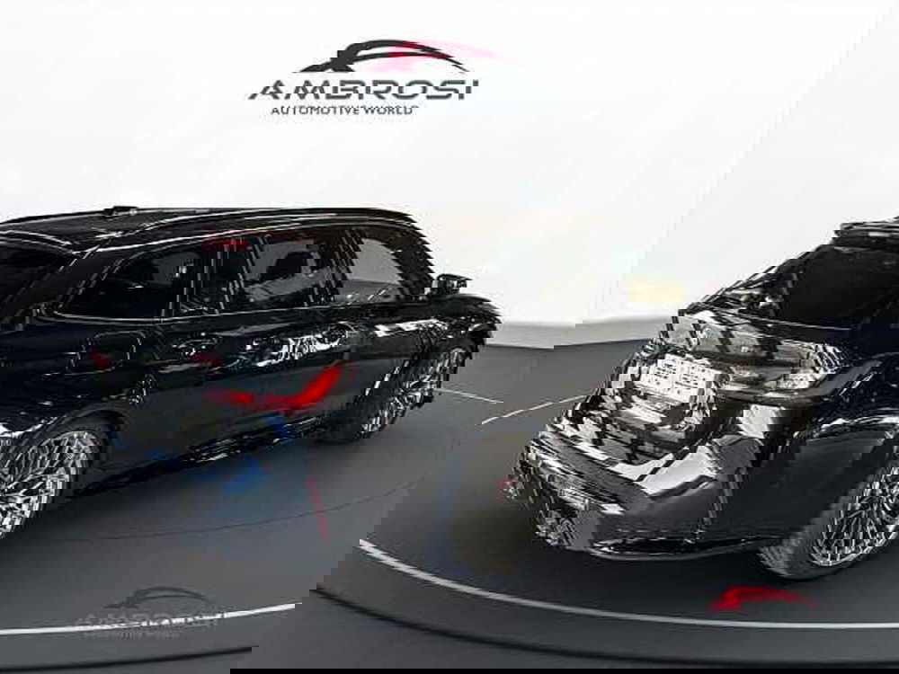 BMW Serie 3 Touring nuova a Viterbo (3)