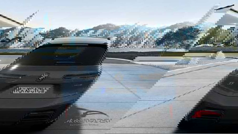 BMW iX nuova a Viterbo (5)