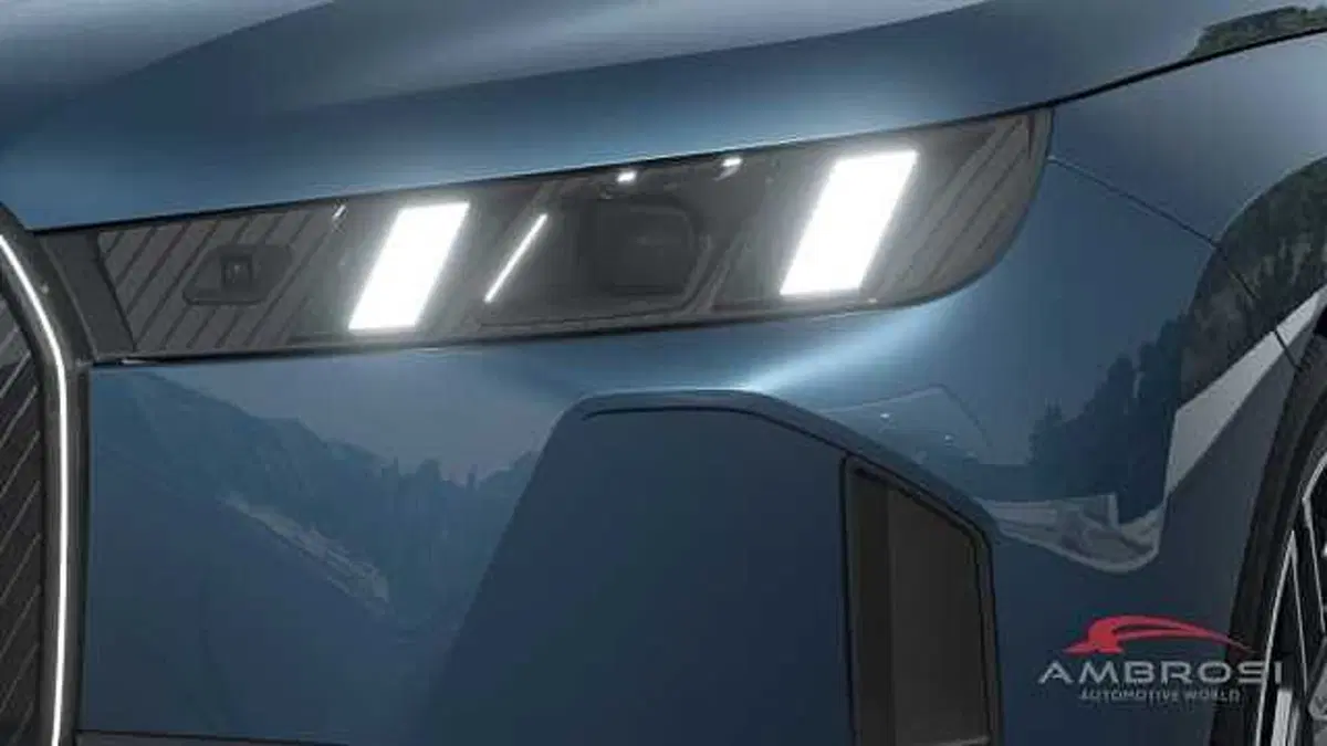 BMW iX nuova a Viterbo (6)
