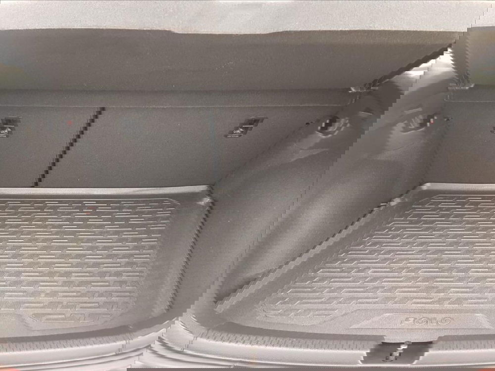 Volkswagen Polo usata a Lucca (15)