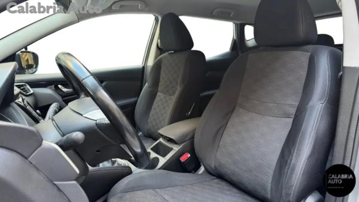 Nissan Qashqai usata a Reggio Calabria (10)